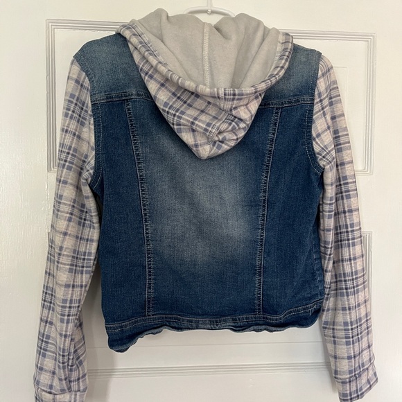 Wallflower woman’s denim jacket - Picture 3 of 17
